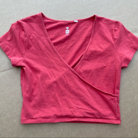 Pink Me to We Crop Top - Picture 1 of 3